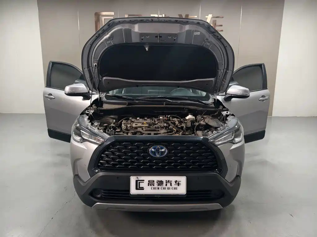Toyota Corolla Cross — миниатюра 9