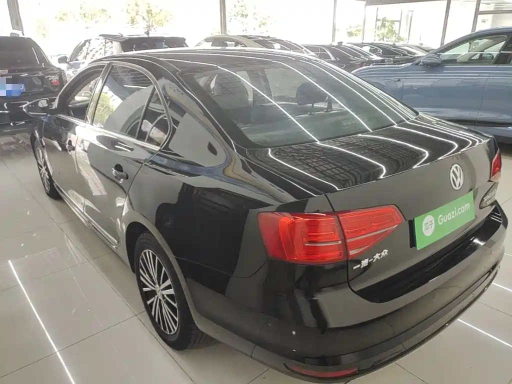 Volkswagen Sagitar — миниатюра 5