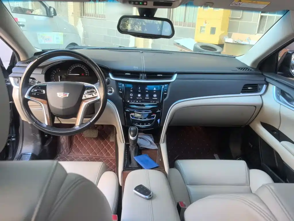 Cadillac XTS — миниатюра 5