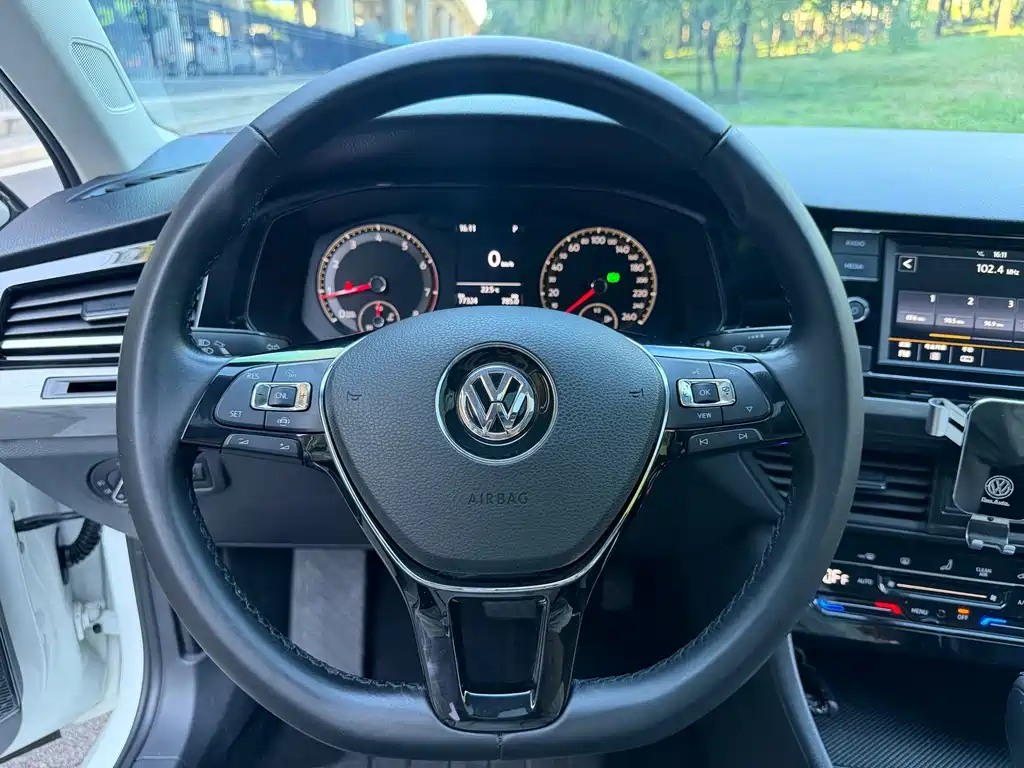 Volkswagen Bora — миниатюра 11