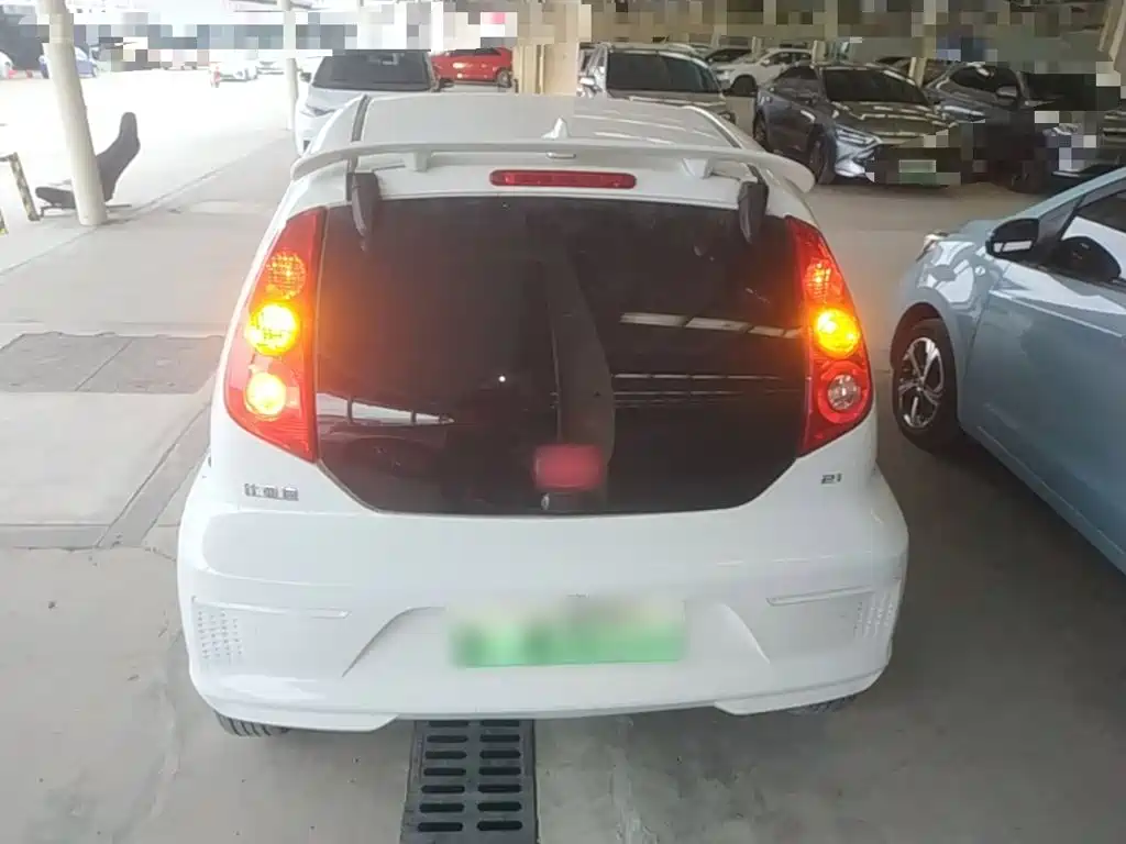 BYD e1 — миниатюра 6