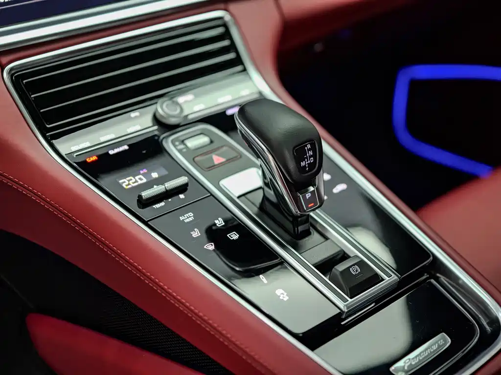 Porsche Panamera — миниатюра 8
