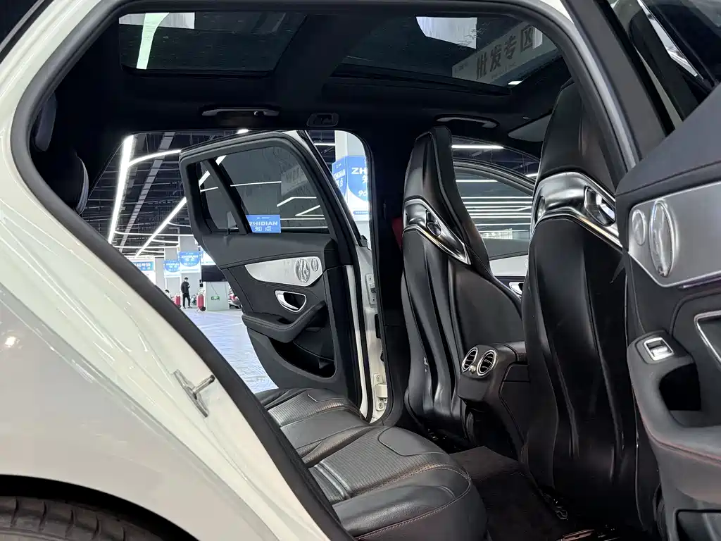 MERCEDES-BENZ C CLASS AMG