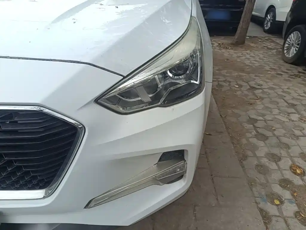 Haval M6 — миниатюра 24
