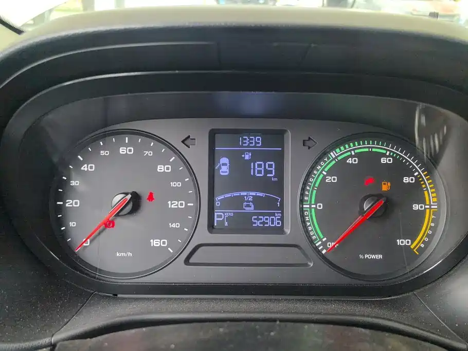 Roewe Clever — миниатюра 14