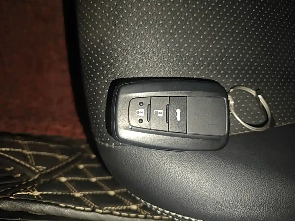 Toyota Corolla — миниатюра 9