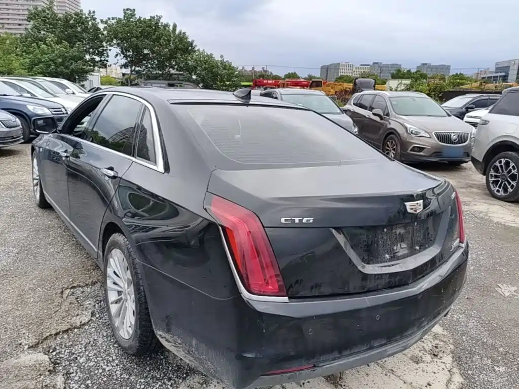Cadillac CT6 — миниатюра 5