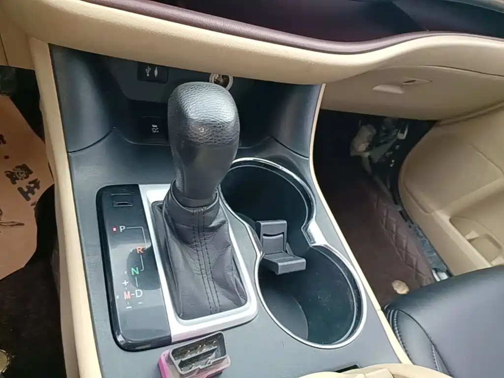 Toyota Highlander — миниатюра 14