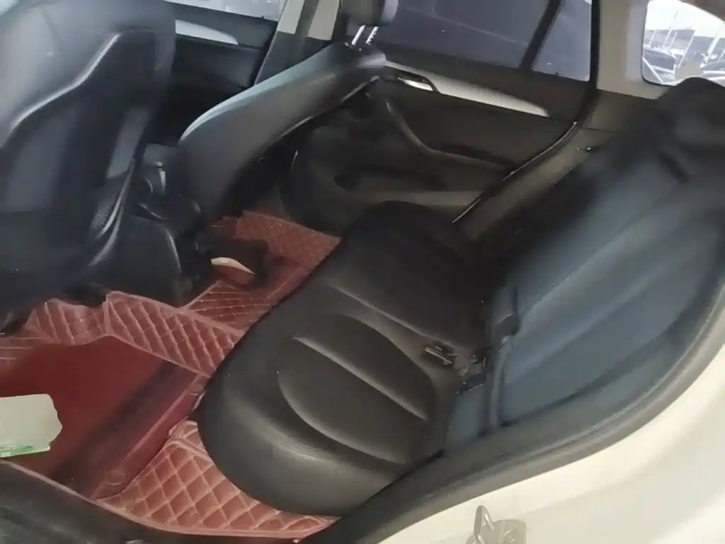 BMW X1 — миниатюра 17