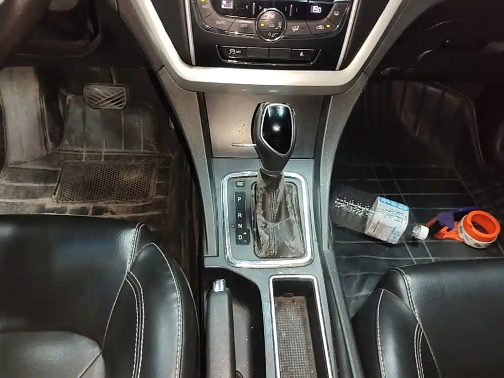 Geely Emgrand — миниатюра 14