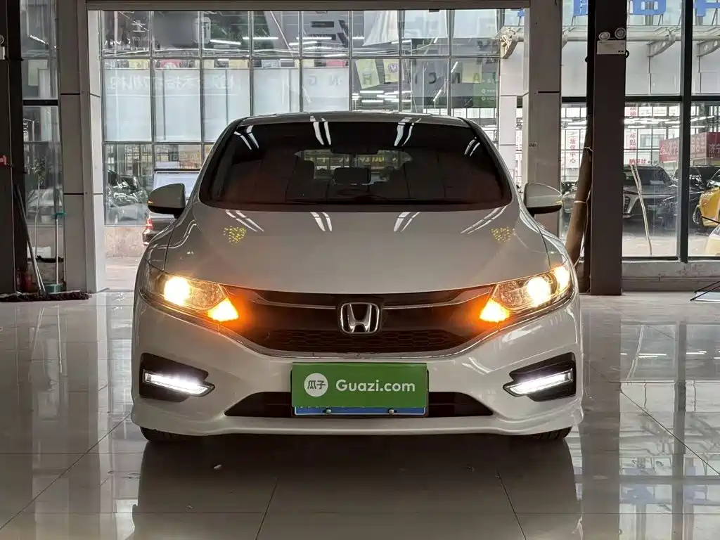 Honda Jade — миниатюра 3