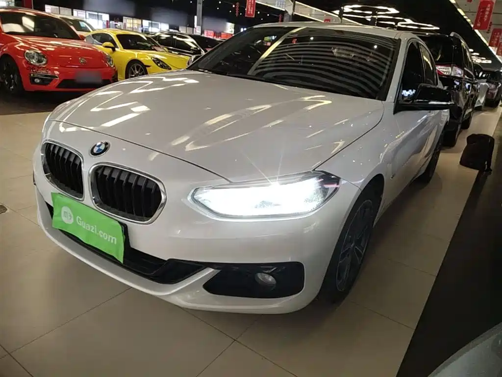 BMW 1 Series 2018 118i Sport Type