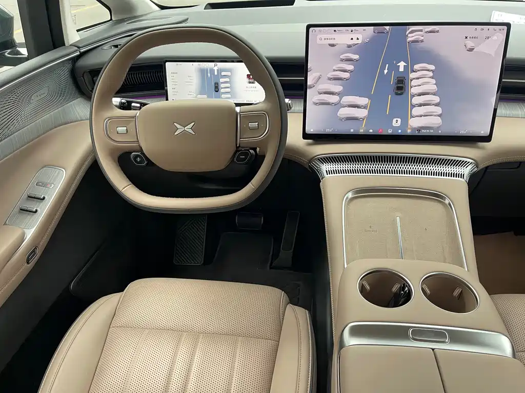 XPeng X9 — миниатюра 22