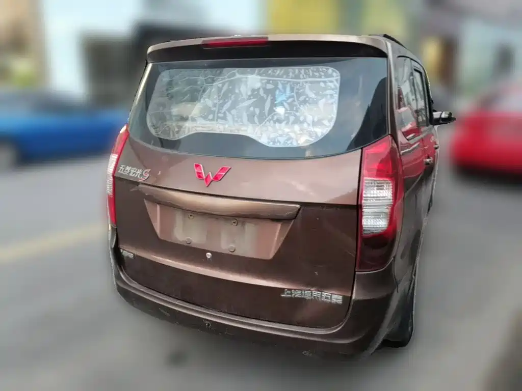Wuling Hongguang — миниатюра 10