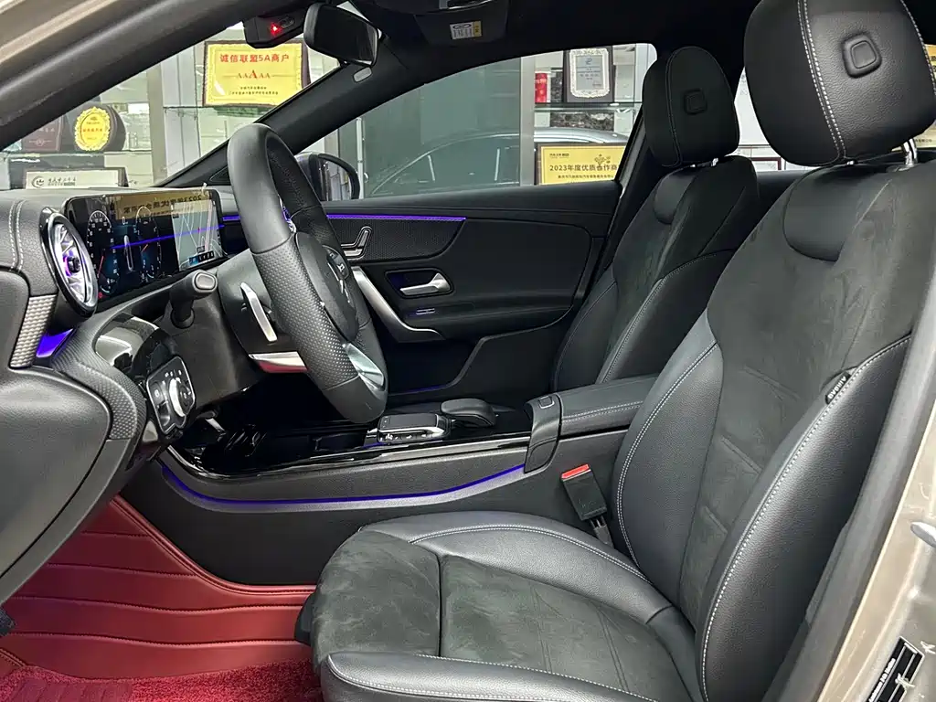 MERCEDES-BENZ A CLASS