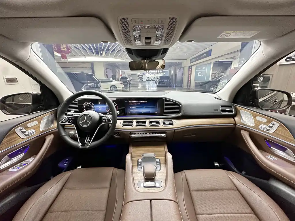 Mercedes-Benz GLE (Import) — миниатюра 9