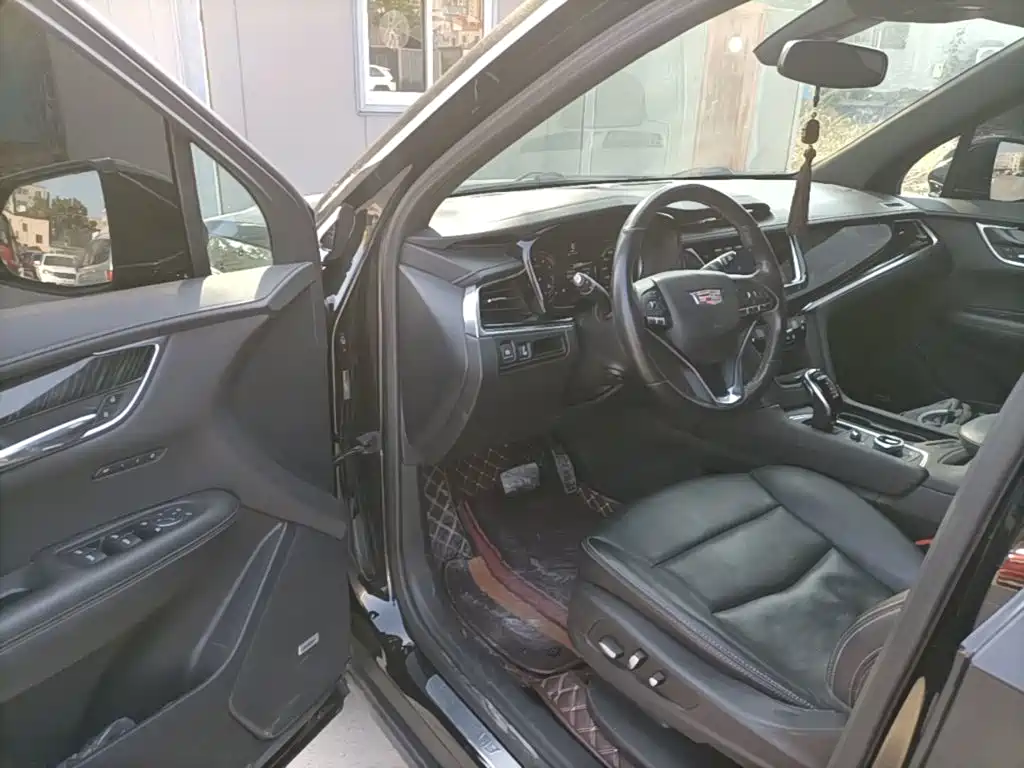 Cadillac XT6 — миниатюра 16