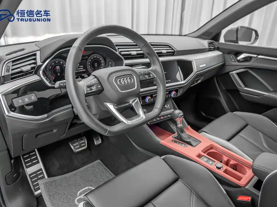 Audi Q3 — миниатюра 12