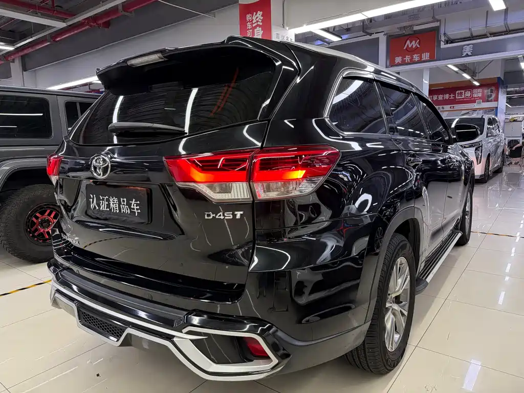Toyota Highlander — миниатюра 6