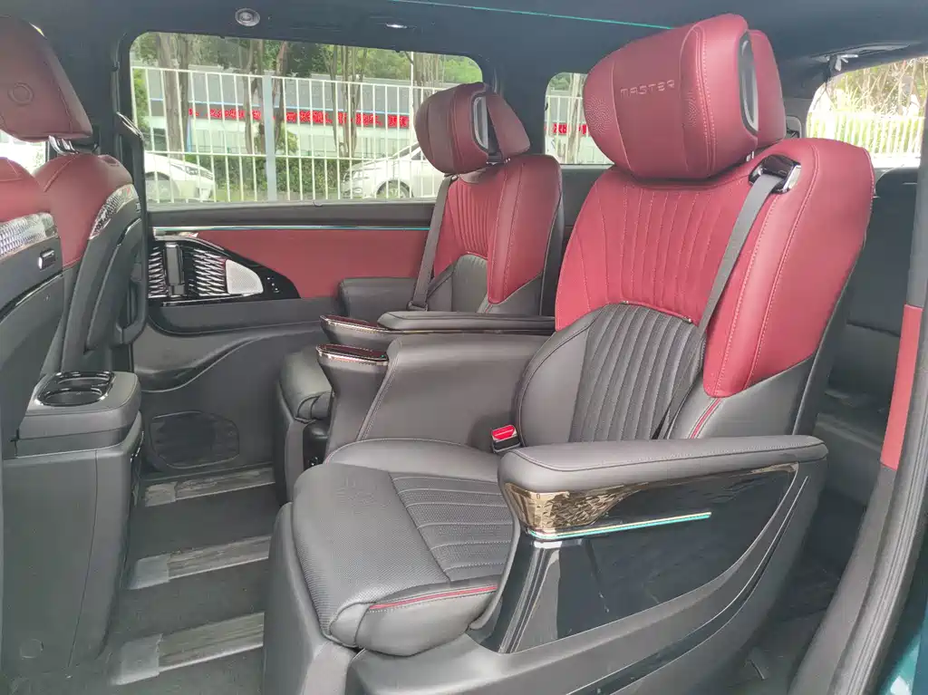 GAC Motor Trumpchi M8 — миниатюра 5