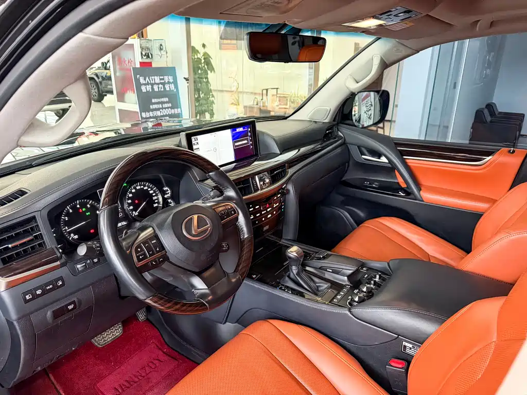 Lexus LX 2019 570 Luxury