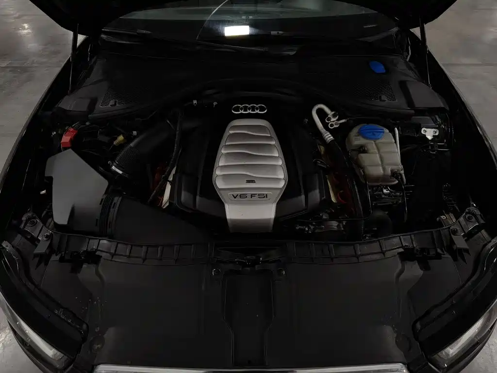 Audi A6L — миниатюра 6