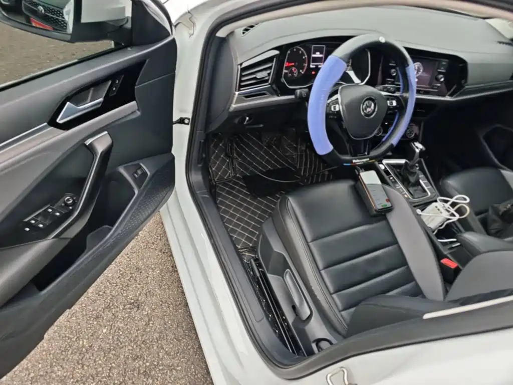 Volkswagen Sagitar — миниатюра 16