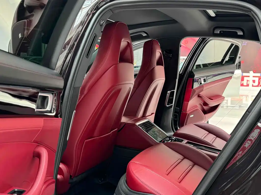 PORSCHE PANAMERA NEW ENERGY