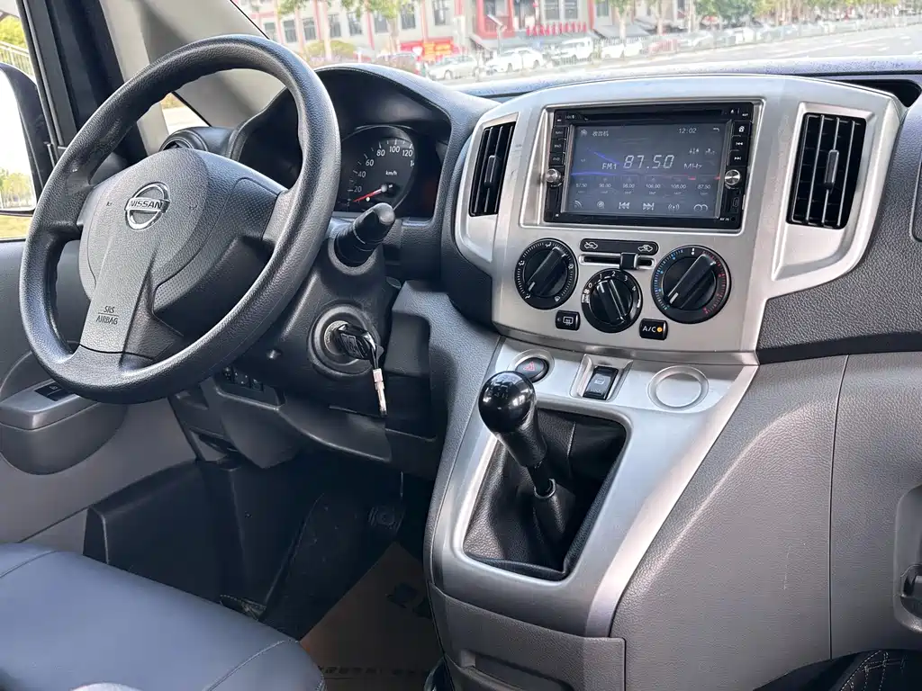 Nissan NV200 — миниатюра 19