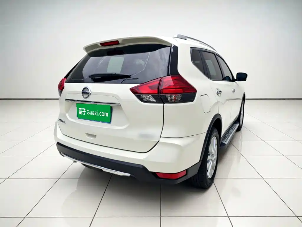 Nissan X-Trail — миниатюра 6