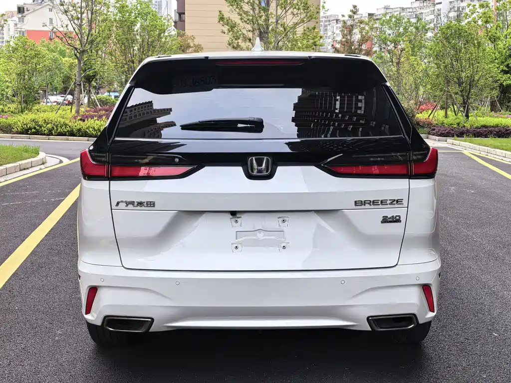 Honda Breeze 2023 240TURBO Elite 5 мест