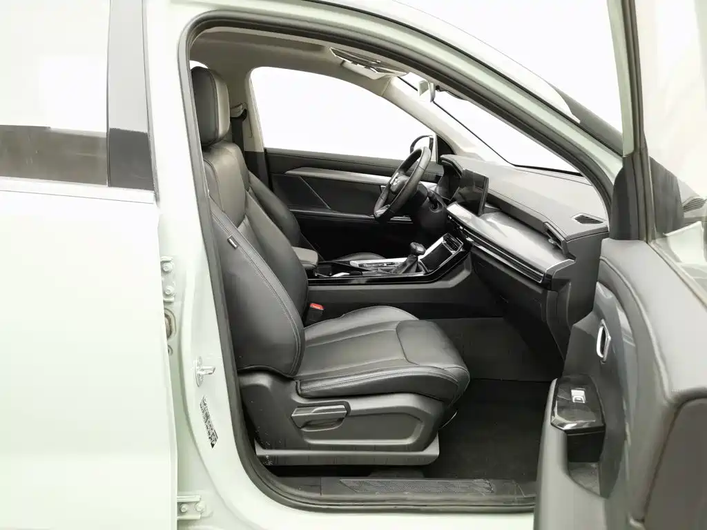 Wuling Xingchen — миниатюра 23