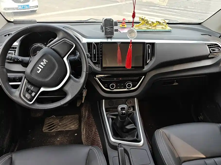 Isuzu RE-MAX Ruimai — миниатюра 12