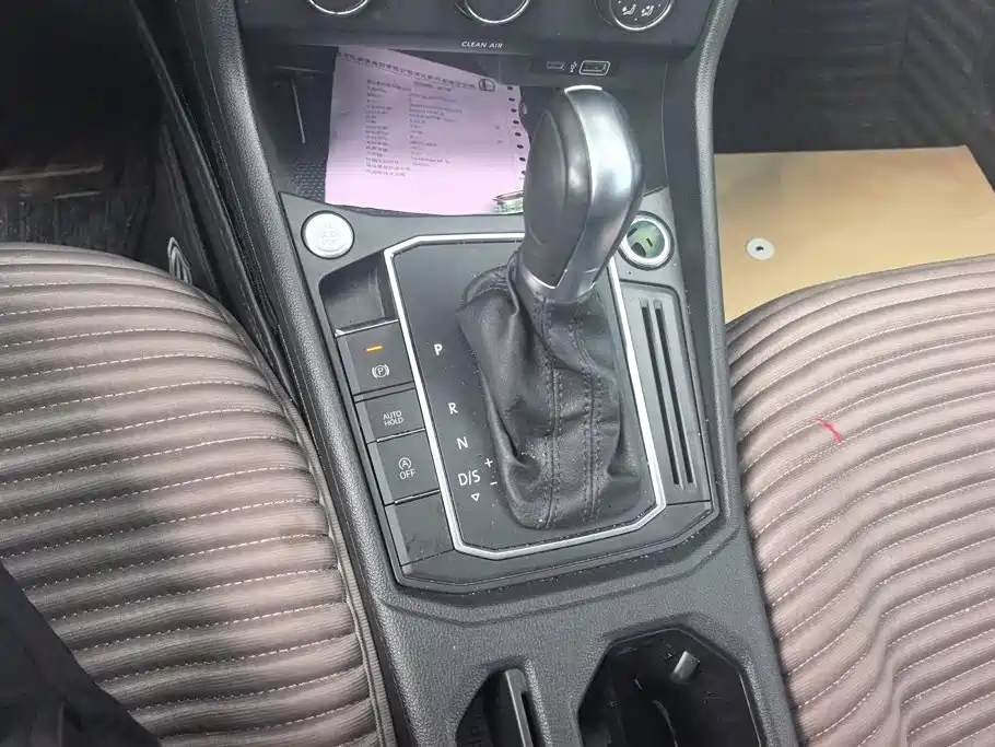 Volkswagen Lavida — миниатюра 16