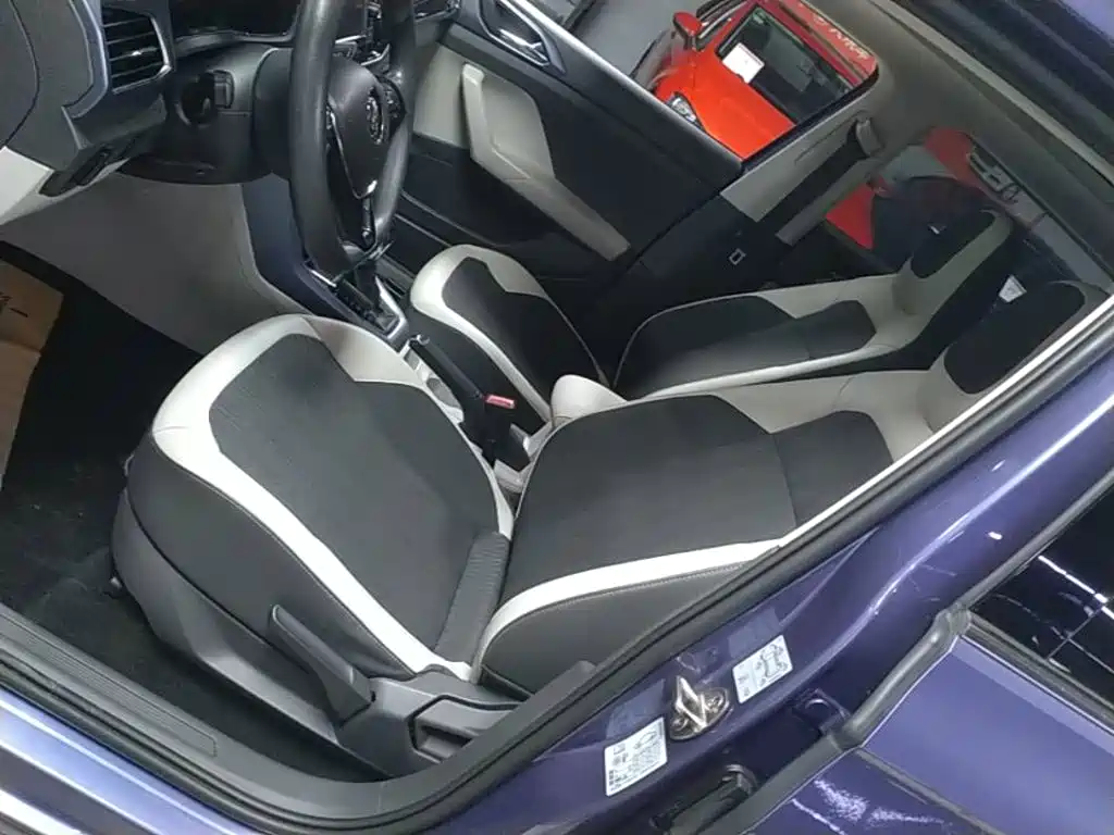Volkswagen T-Cross — миниатюра 15