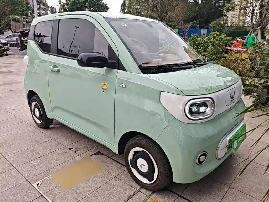 Wuling MINIEV — миниатюра 4