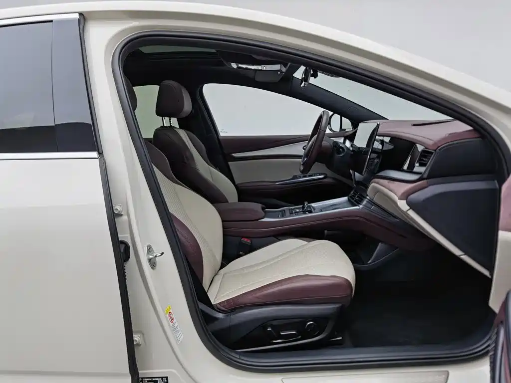 BYD Seal 07 DM-i — миниатюра 23