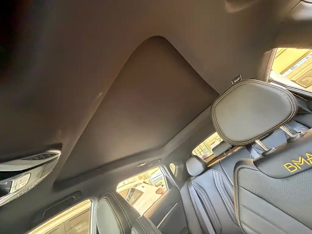 Geely Binyue — миниатюра 10