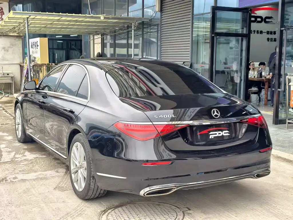 Mercedes-Benz S-Class — миниатюра 12