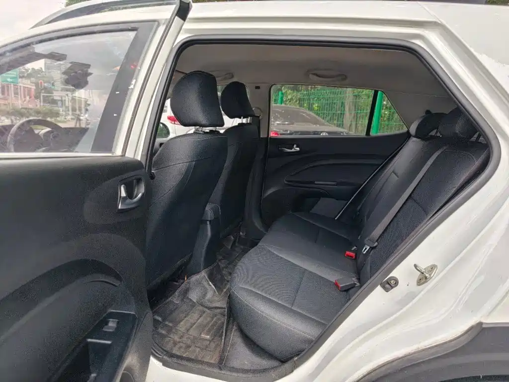Kia KX1 — миниатюра 8