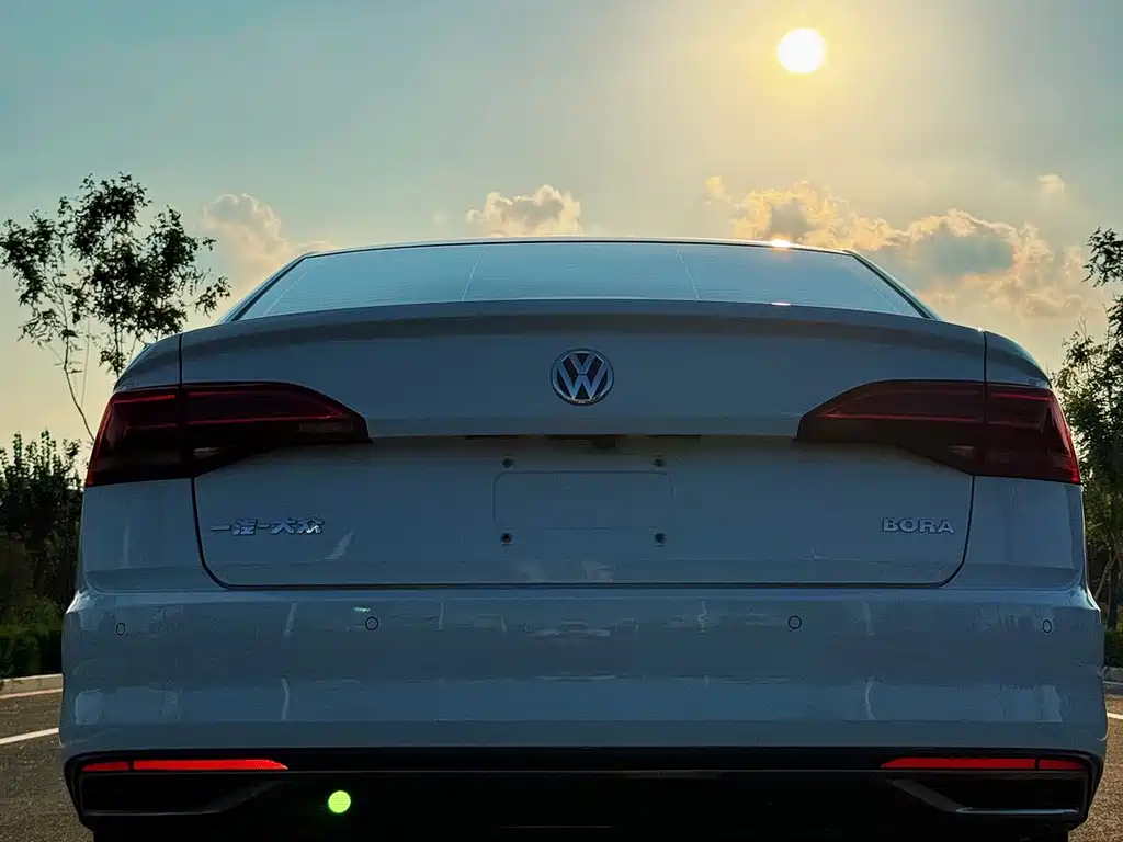 Volkswagen Bora — миниатюра 5