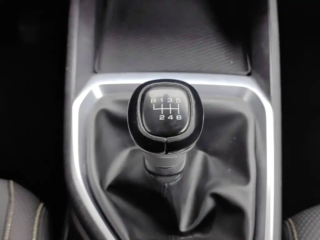 Baojun RM-5 — миниатюра 13