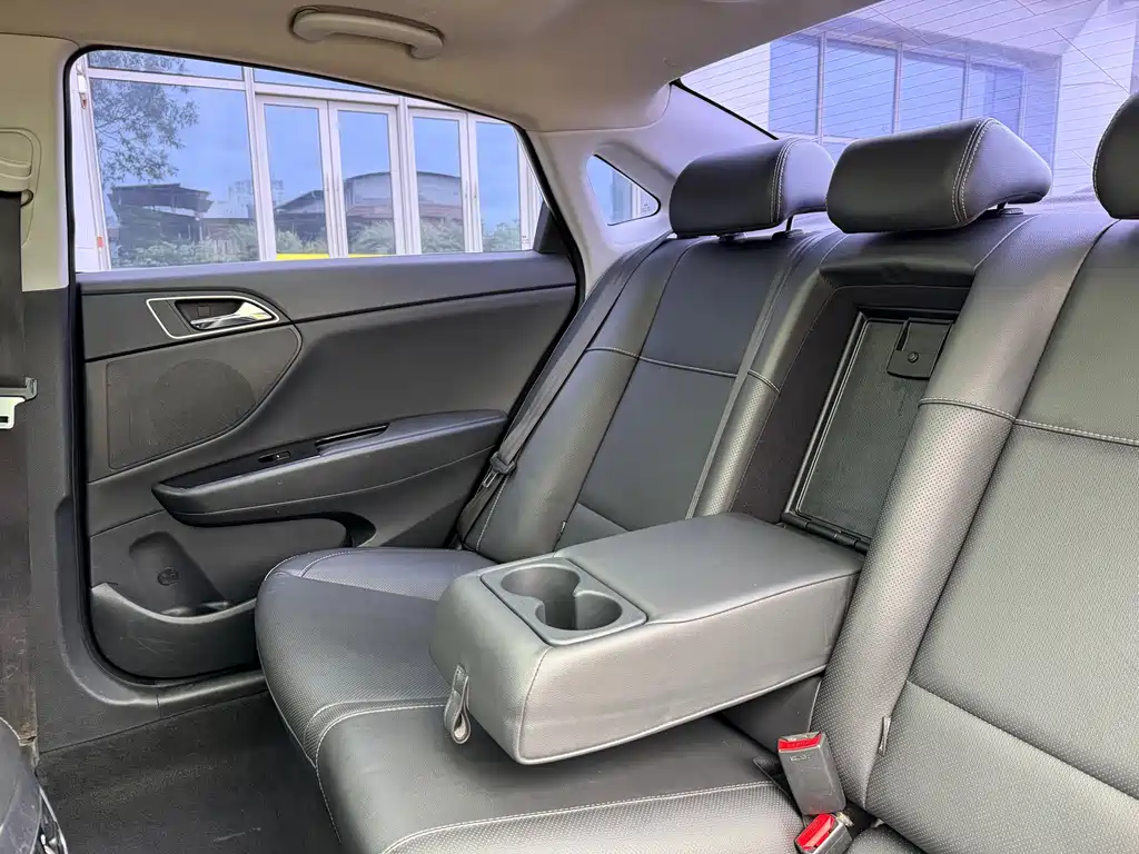 Hyundai Mistra — миниатюра 20