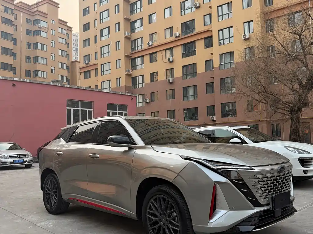 CHANGAN CHANGAN AUCHAN Z6