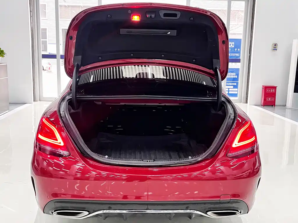 MERCEDES-BENZ C CLASS