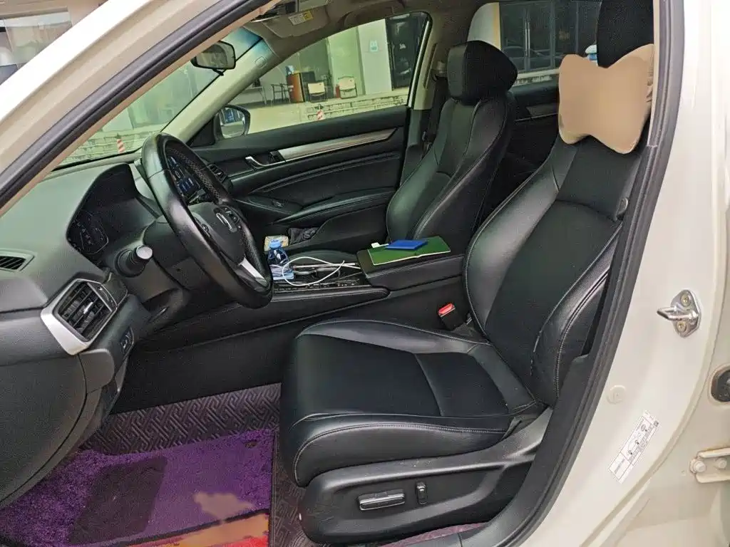 Honda Accord — миниатюра 8
