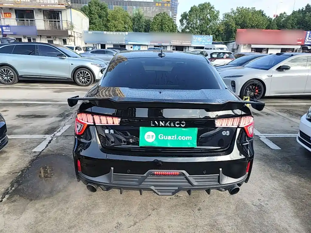 Lynk & Co 03 — миниатюра 6