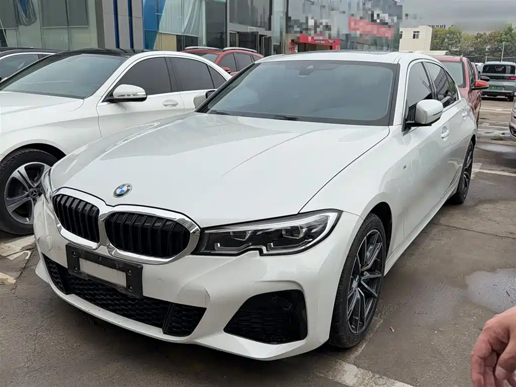 BMW 3 Series 2022