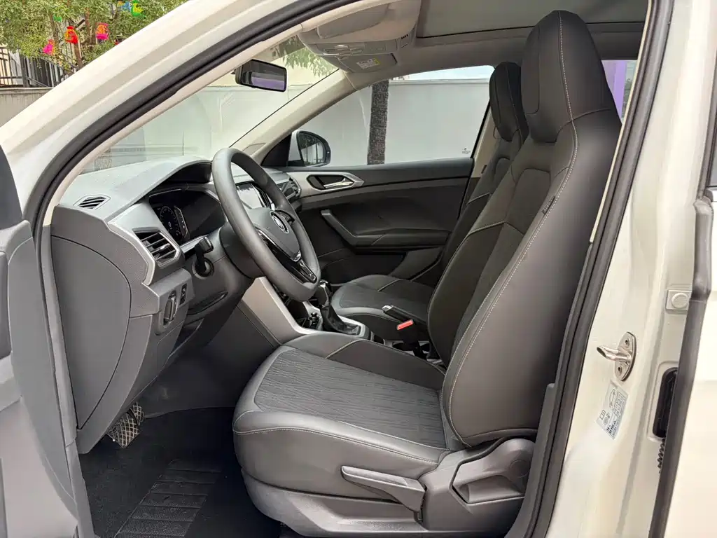 Volkswagen T-Cross — миниатюра 6