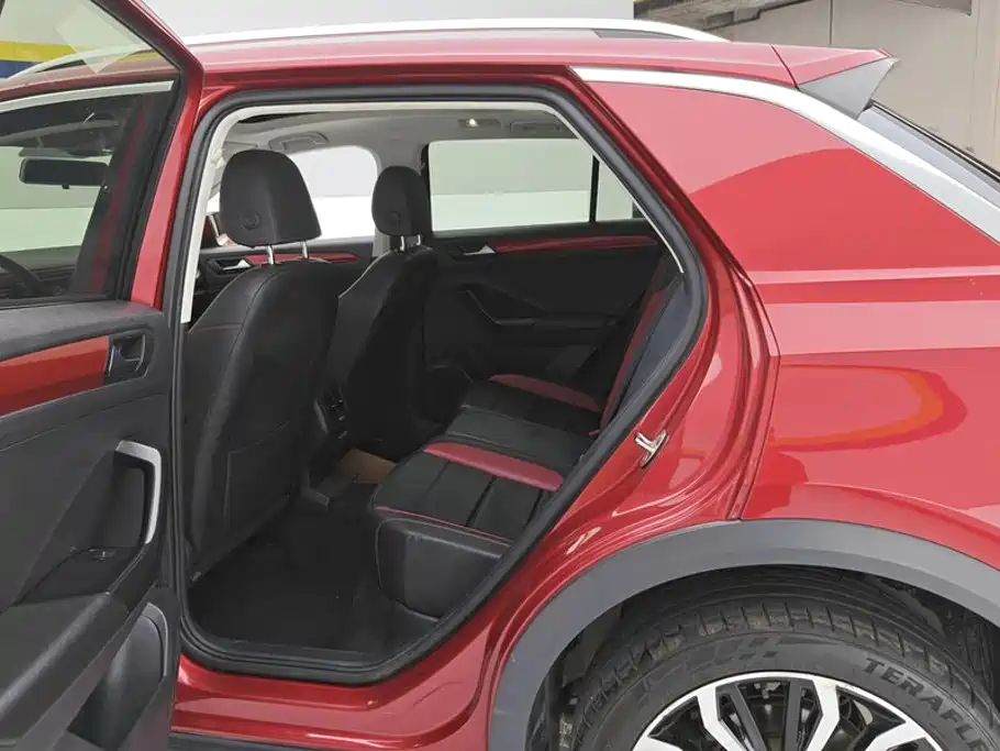 Volkswagen T-Roc — миниатюра 11